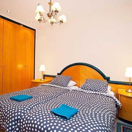 Apartment Pg Gracia - Valencia By Interhome バルセロナ エクステリア 写真