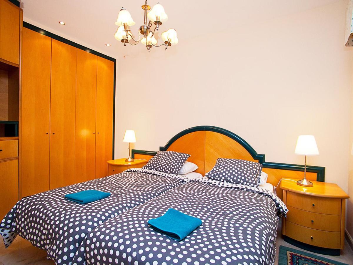 Apartment Pg Gracia - Valencia By Interhome バルセロナ エクステリア 写真